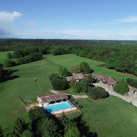 Отель Domaine De La Mouthe Saint-Remy  Экстерьер фото